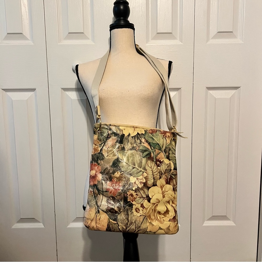 Maurizio Taiuti Floral Tan Genuine Leather Crossbody Bag